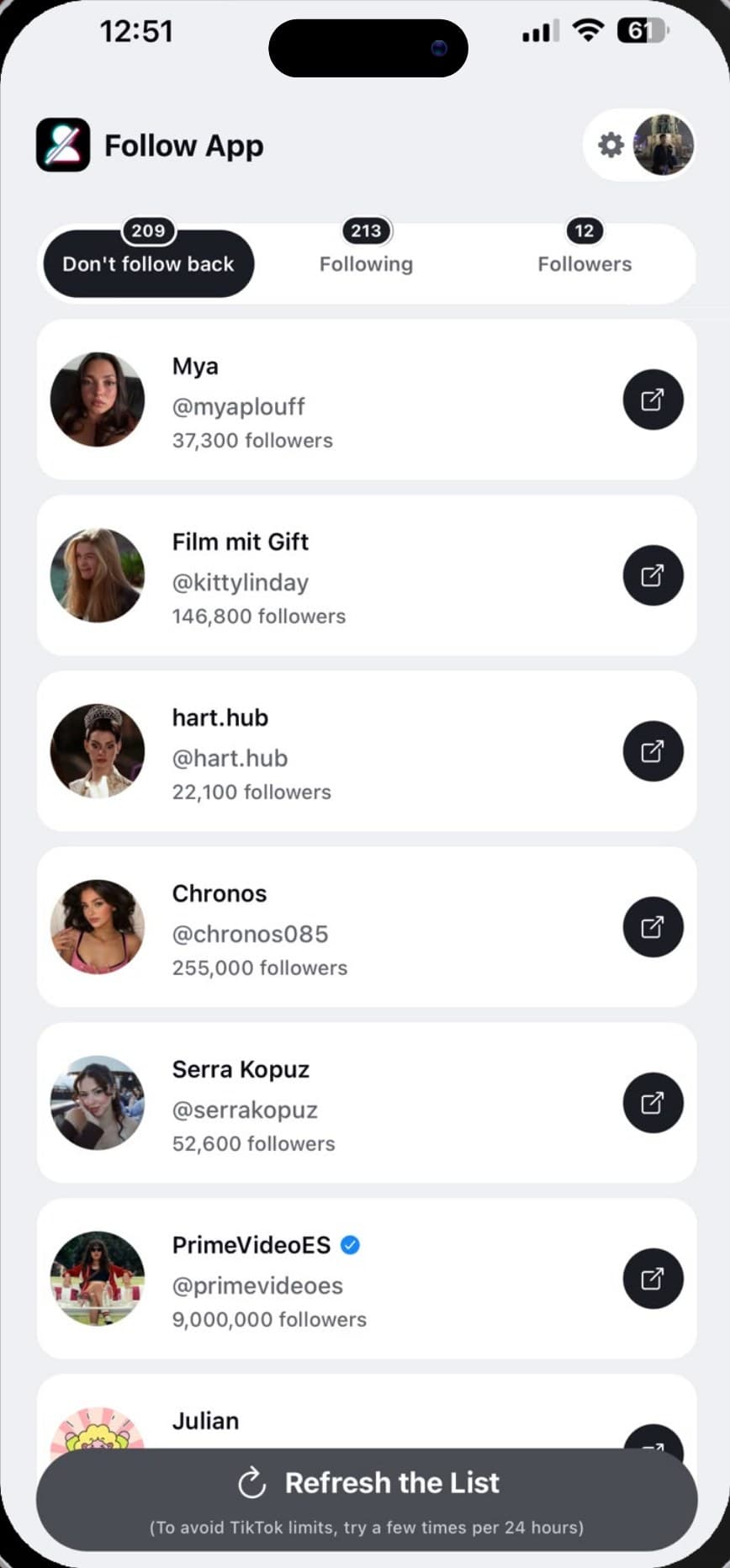 FollowTok listing the TikTok accounts that do not follow you back